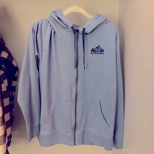 Mens Patagonia hooded zippy sweater.